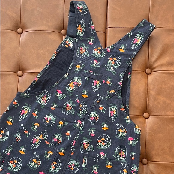RARE/LIKE NEW - Duluth Trading Co Floral Terrarium Mushroom Women's Overalls - Picture 6 of 7
